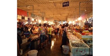 三亞一海產(chǎn)品攤位銷(xiāo)售的黃骨魚(yú)、黑魚(yú)檢出違禁物 攤主被罰一萬(wàn)元